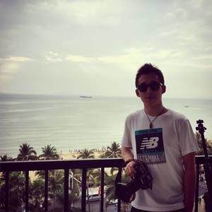 Meet your Posher, Leo